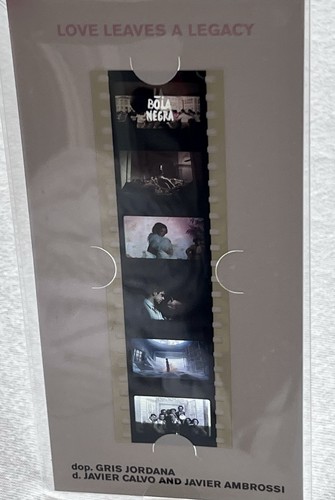 Bola negra film - negra,